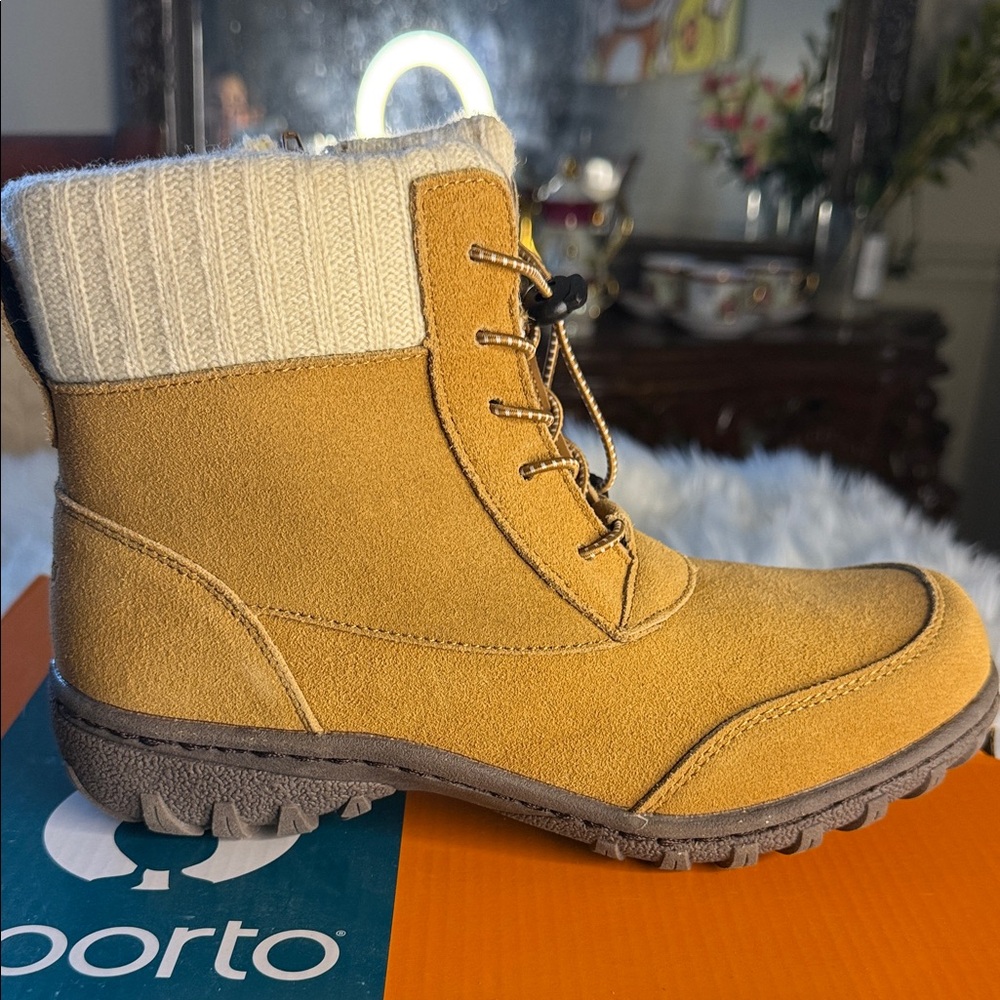 Sporto Women's Mustard Lace-Up Boots